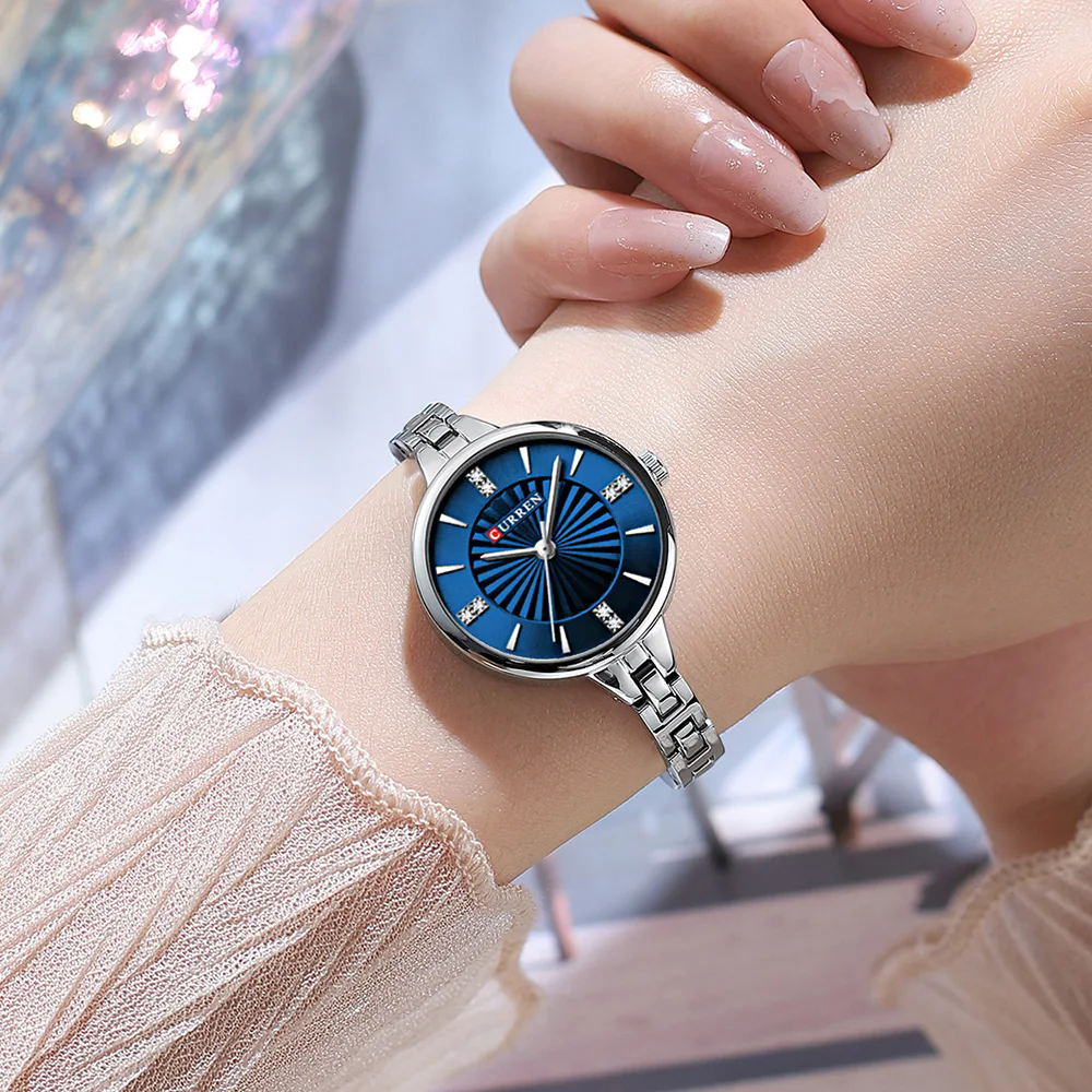 CURREN 9097 Women's Casual Qua - đánh giá và giá Smartwatch Guess