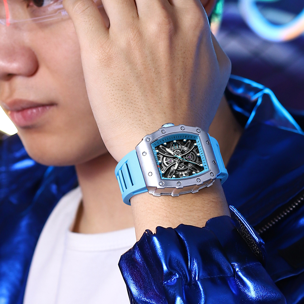CURREN Men 3D Watch Top Brand  - đánh giá và giá Smartwatch Guess